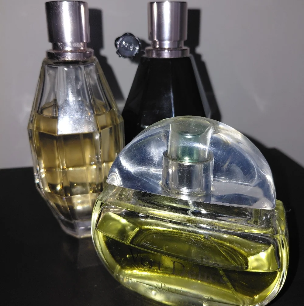 Viktor & Rolf Perfume 3.4oz Set - Picture 2 of 7